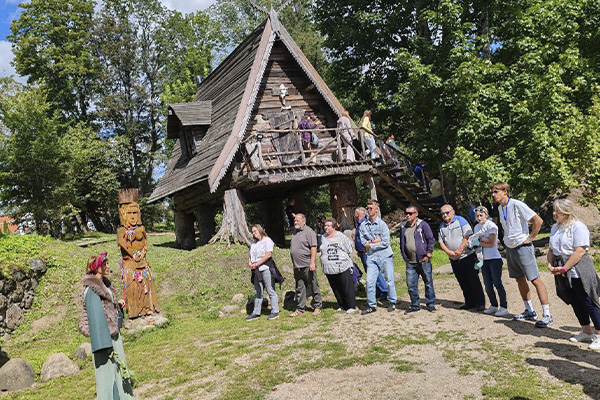 23 августа 2025 года коллектив ДРСУ-103 посетил парк интерактивной средневековой истории «Великое княжество Сула»!